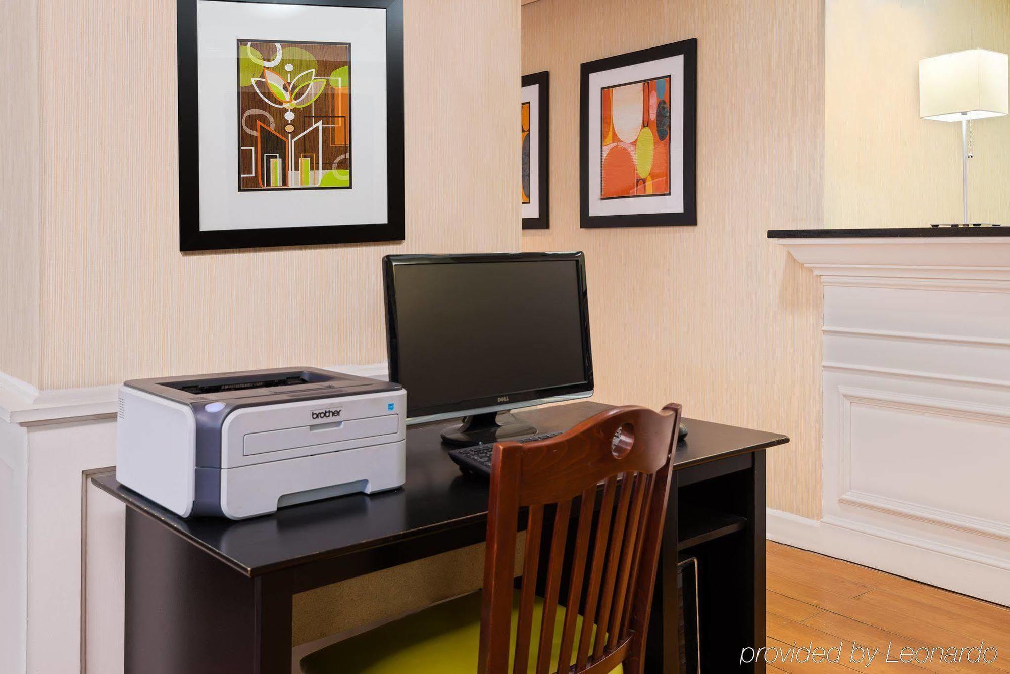 Holiday Inn Express - Chester By Ihg Kültér fotó